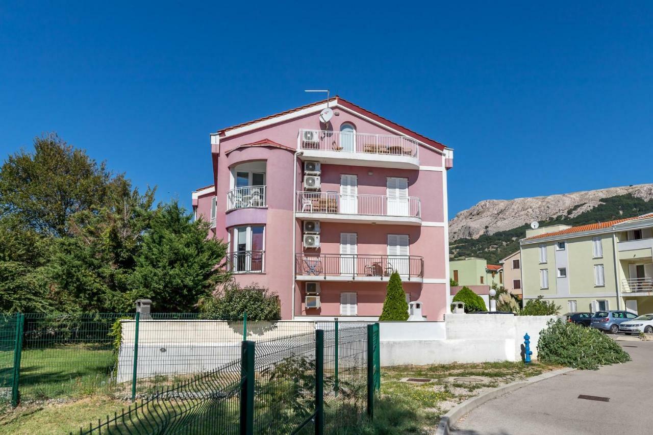 Apartments Tanja Башка Екстер'єр фото